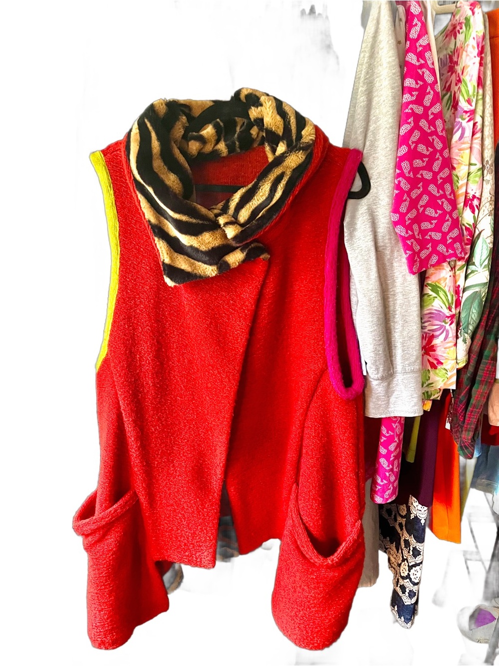 Women's Red Sleeveless Knit Vest with Animal-Print Scarf